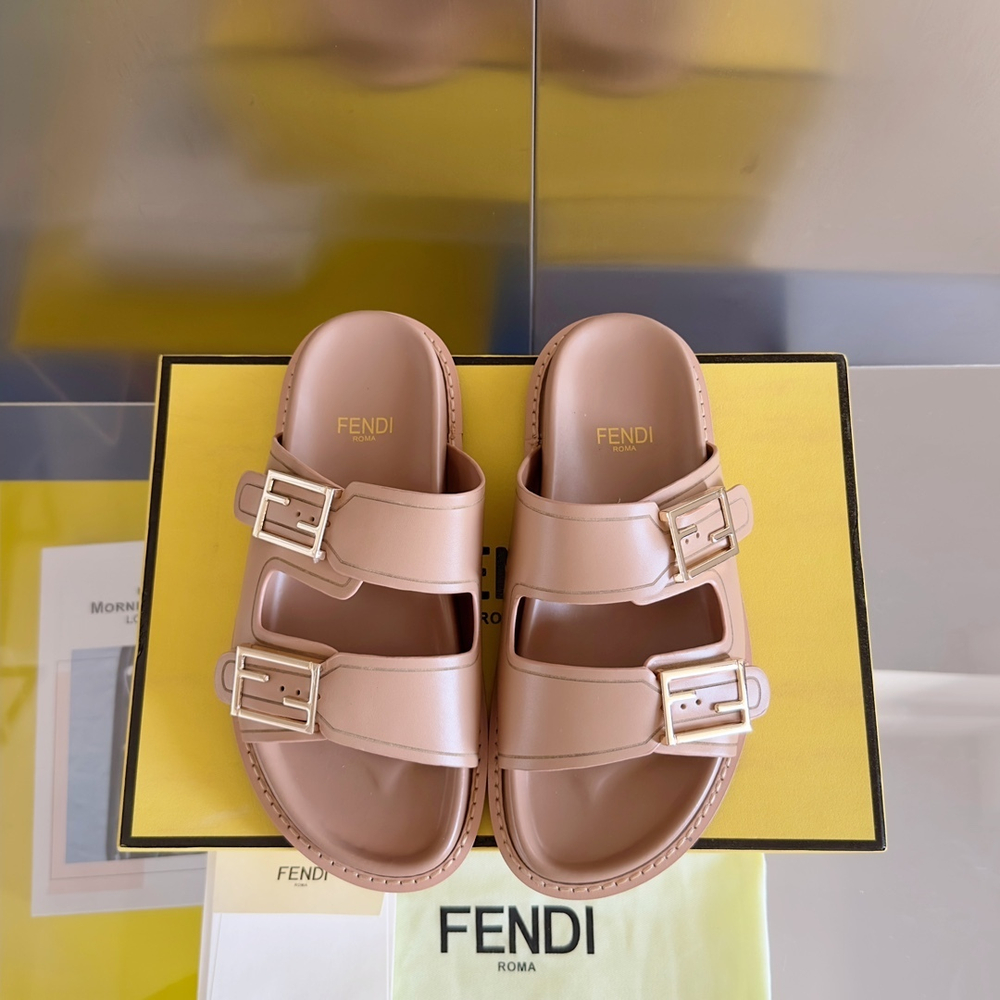 Fendi Feel Slides