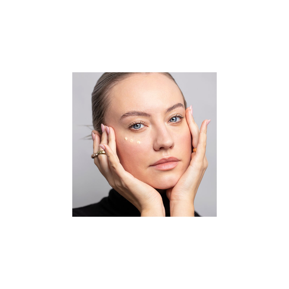 Antipodes Kiwi Seed Gold Luminous Eye Cream - осветляющий крем для области вокруг глаз с золотом /   30  ml  / GTIN 9421905119450
