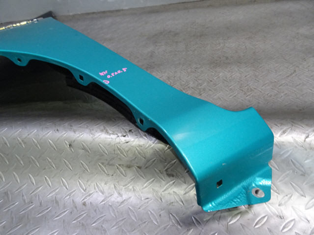 крыло переднее левое Toyota Sienta NCP175