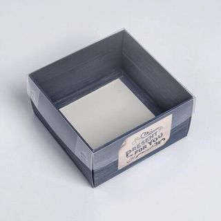 Коробка цветная с прозрачной крышкой 