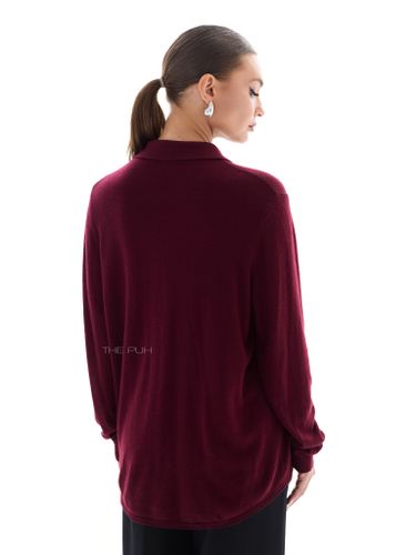 Трикотажная бордовая рубашка с накладным карманом