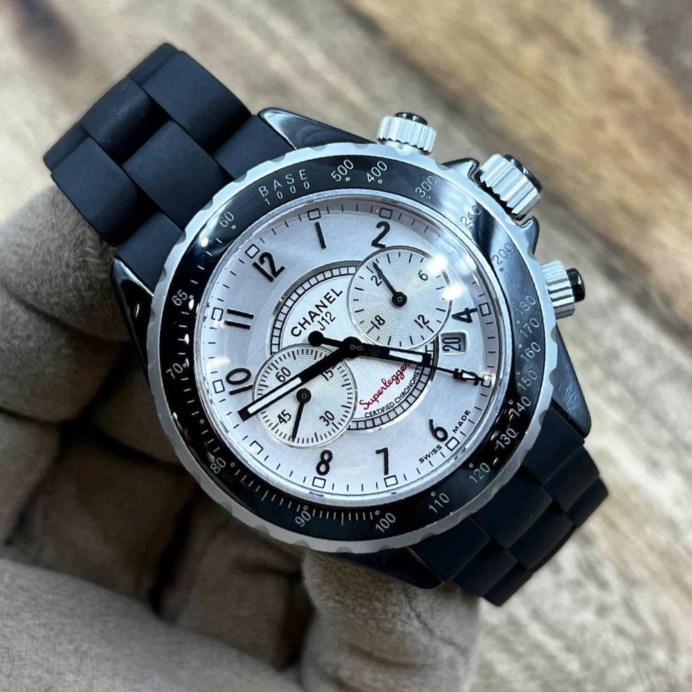 Часы CHANEL