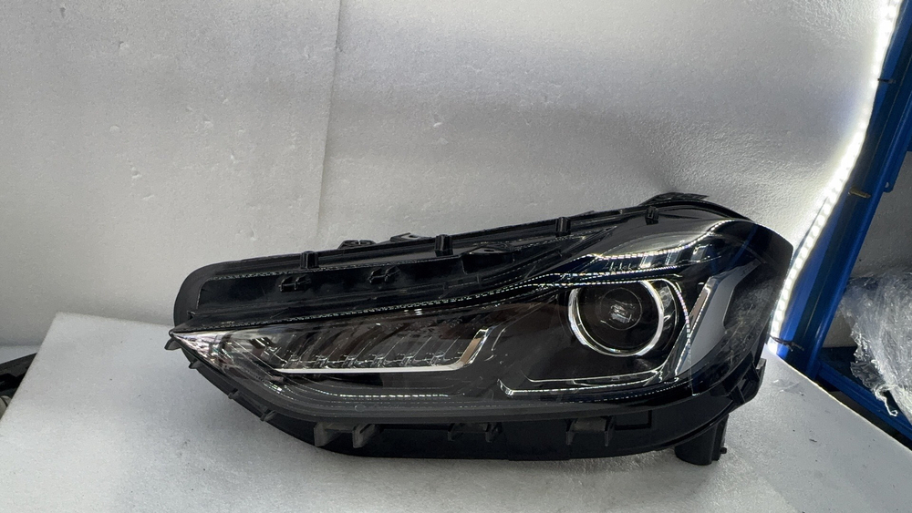 Фара правая LED оригинал Chery Jetour X70 Plus