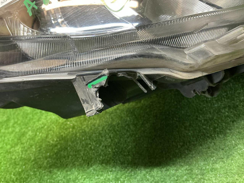 Фара правая Lada Niva Travel (20-нв) галоген