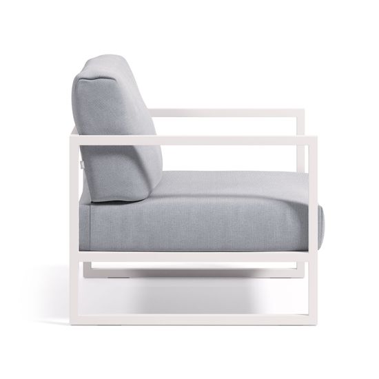 Comova Уличное кресло из алюминия сине-серое с белым алюминиевым каркасом La Forma Испания 