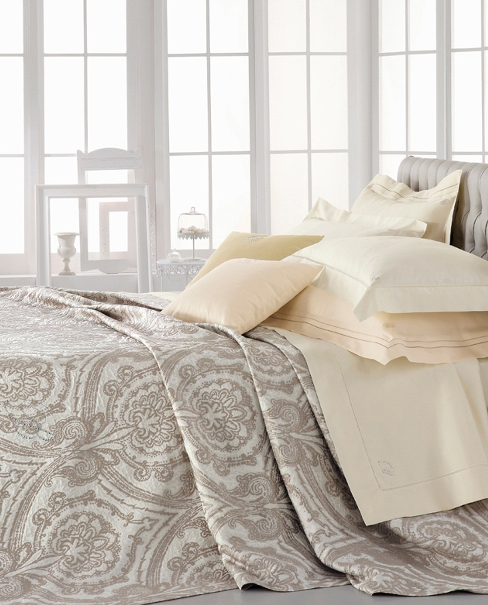 Покрывало 270x270 Blumarine Anya TorroncinoNYA TORRONCINO бежевое Италия