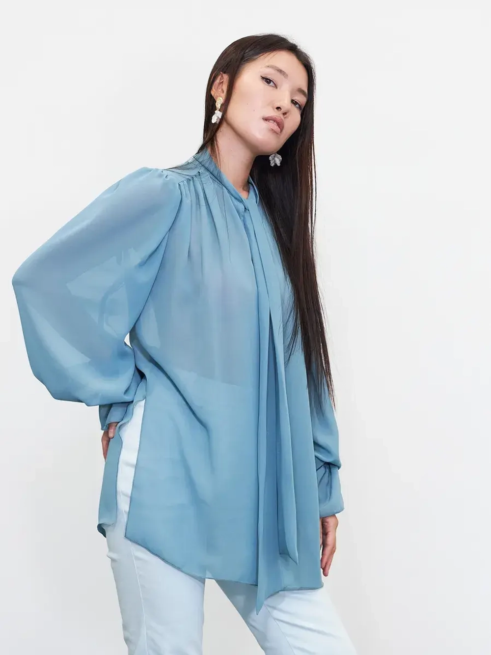 Блузка нарядная шифоновая