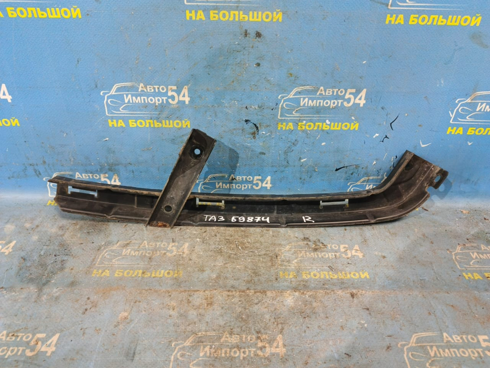 Планка под фару правая Honda AVANCIER 1999-2003