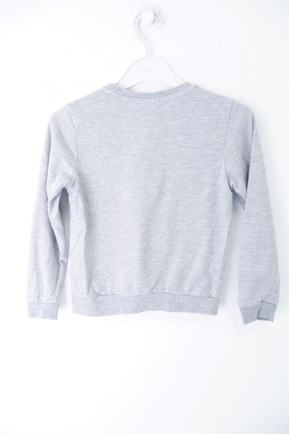 Джемпер Limited Basic с принтом на 7 лет