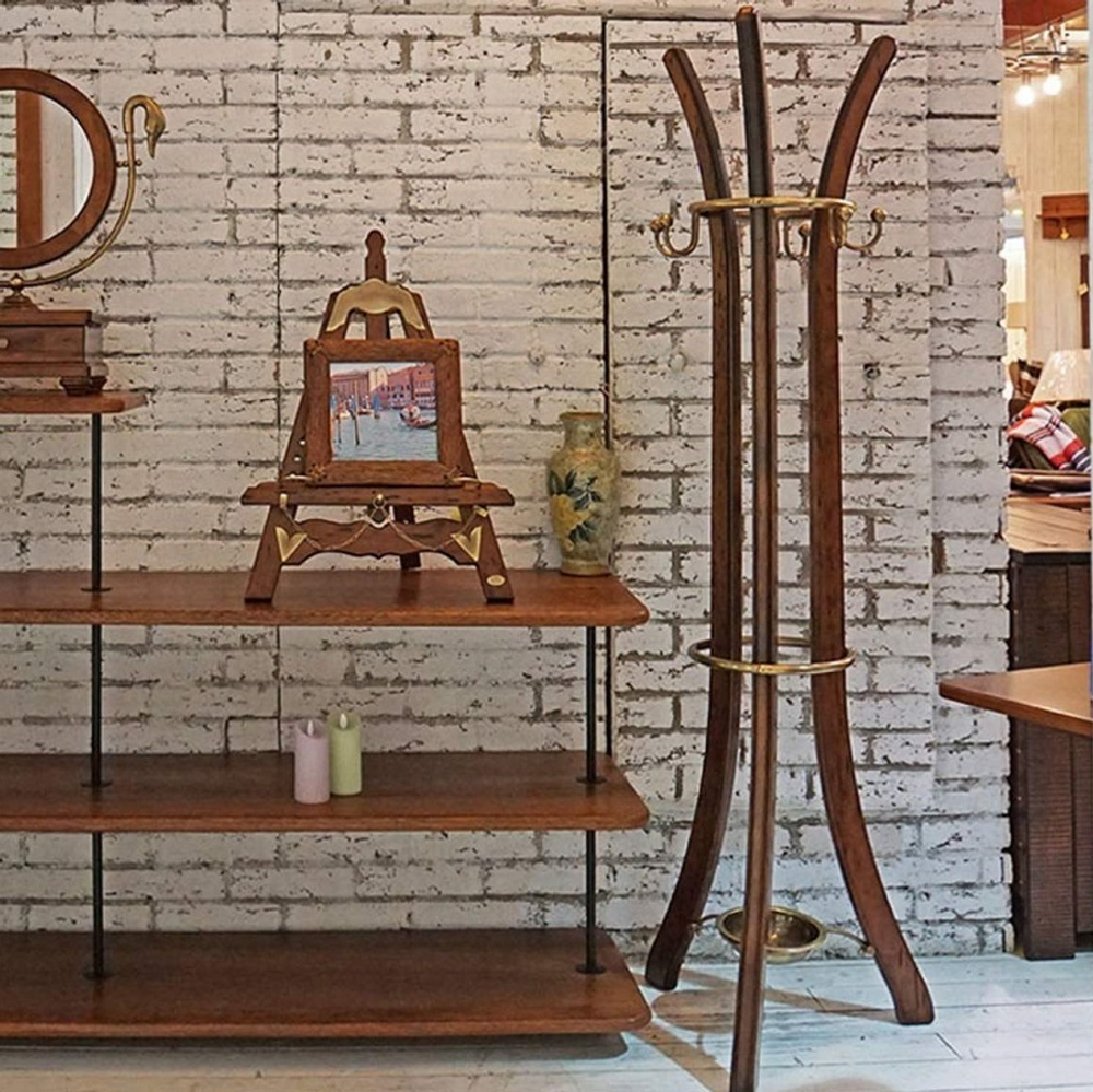 Вешалка с подставкой для зонтов