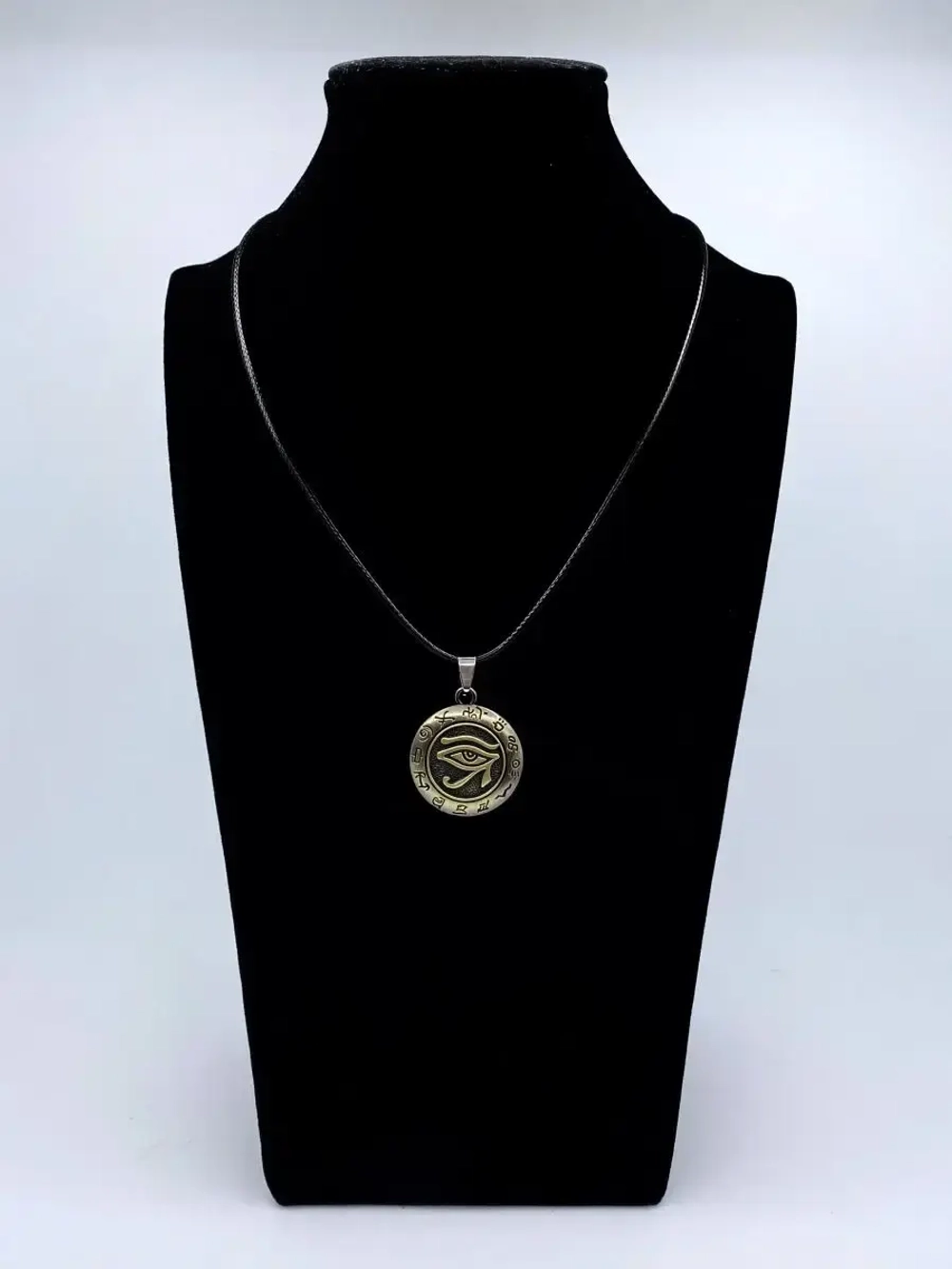 Магический египетский кулон амулет Уаджет (Всевидящее Око)