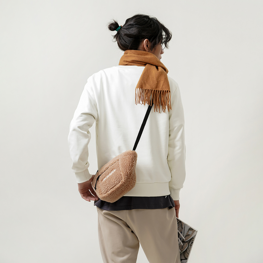 Толстовка New Balance, AMT21555-IV