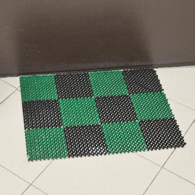 Коврик ТРАВКА 41*54см (черно-зеленый)