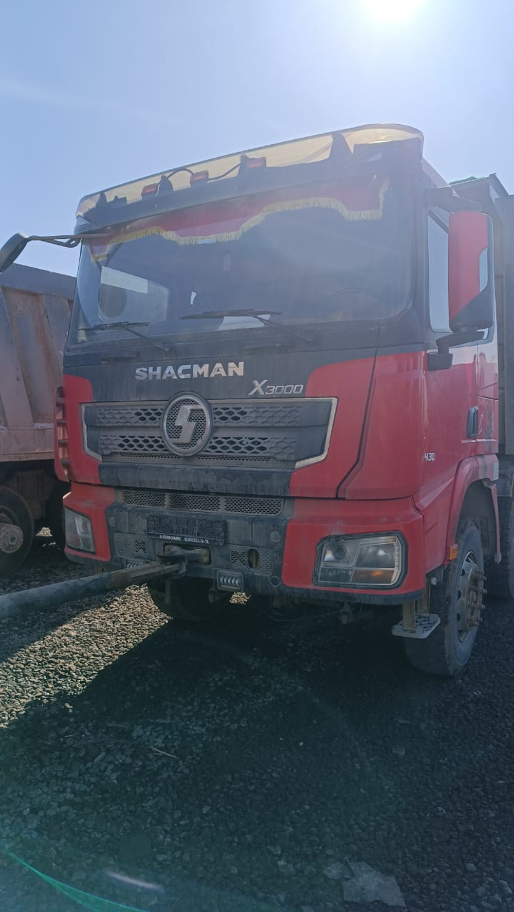 Shacman (Shaanxi) SX* 8x4 Самосвал SX33186V366 (Дизельный, 11,6 л, 423 л.с., МТ)