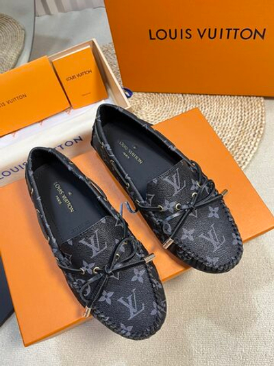 Louis Vuitton Mocassin