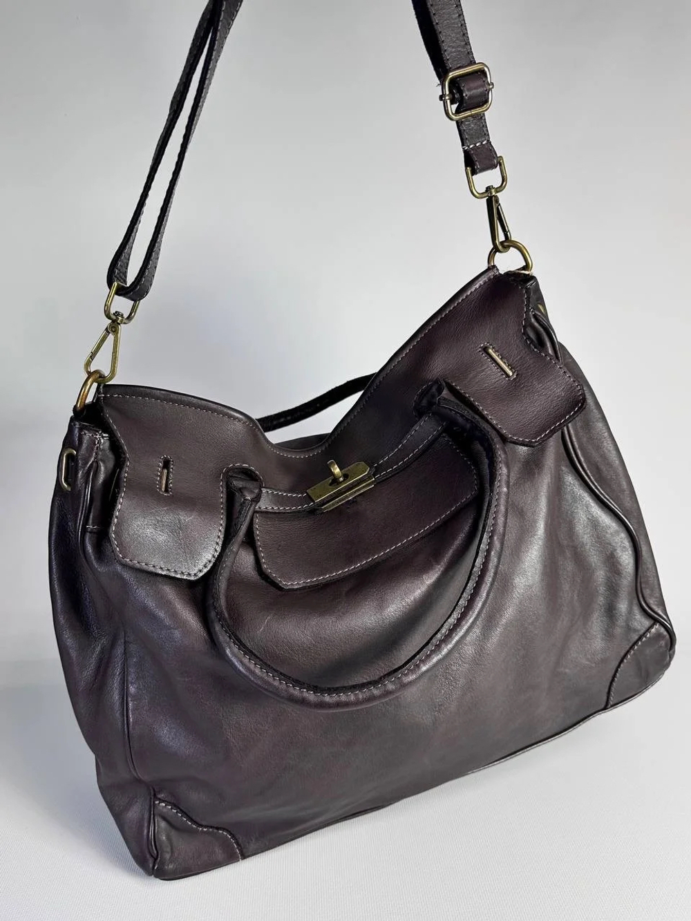 Женская большая сумка-сэтчел из натуральной кожи коричневого цвета