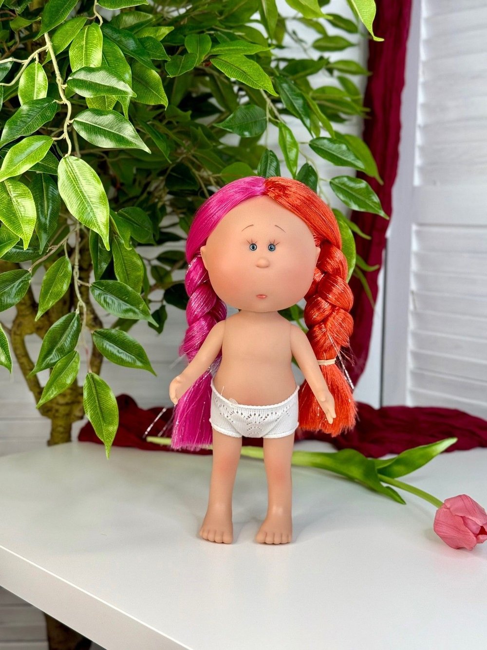 Кукла Nines виниловая 30см MIA без одежды (3000W51)