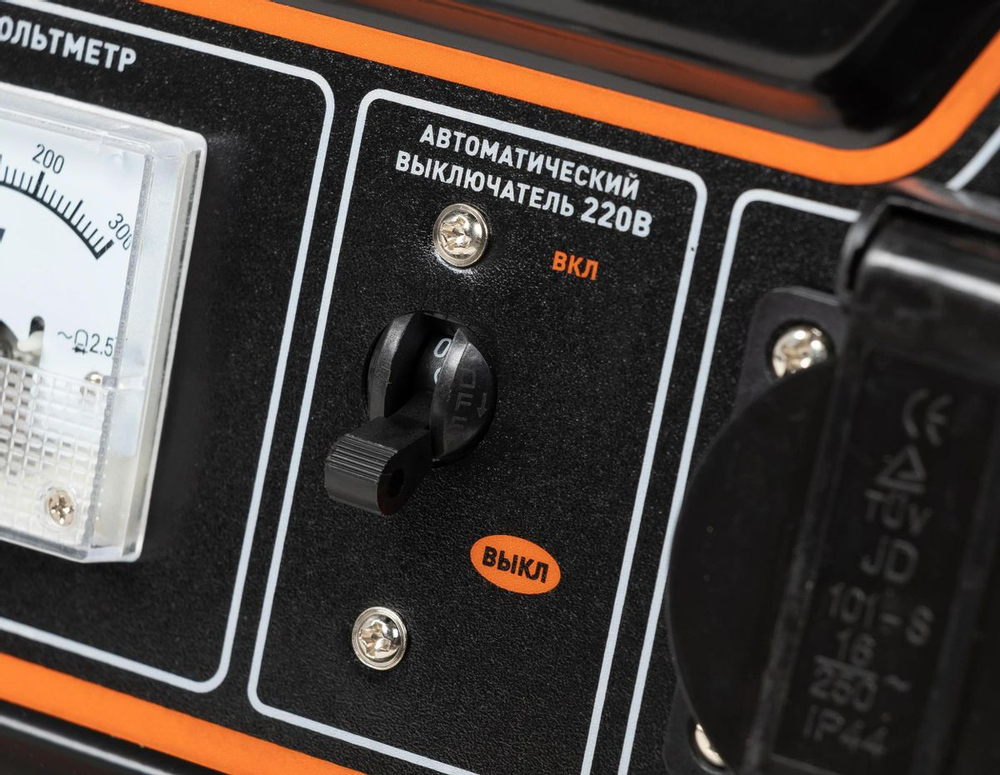 Генератор Carver PPG- 3600А бензин