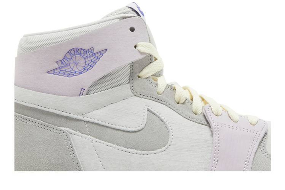 Кроссовки Jordan Air Jordan 1 High Zoom Cmft 2 "Light Smoke Grey And Barely Grape" (Женская размерная сетка)