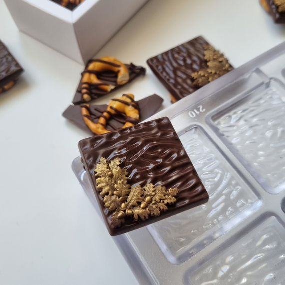 210 | Форма для шоколадных плиток (275*175 мм)