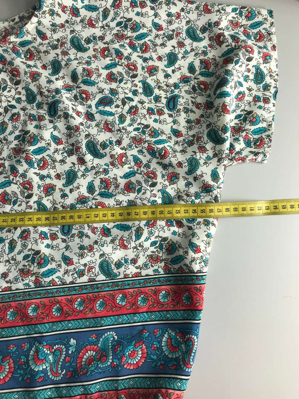 Блузка Твое лаконичная, визуально на 46/48 размер