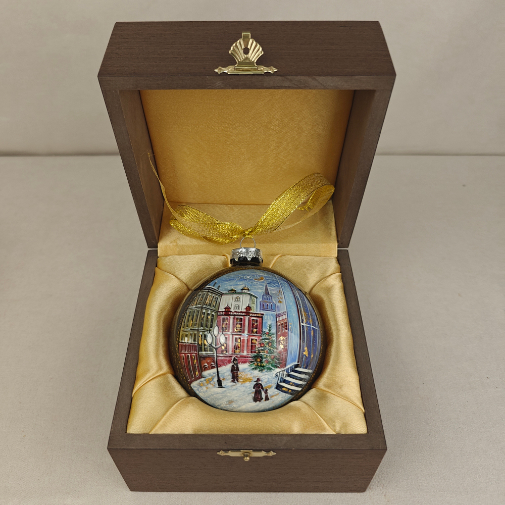 Шар новогодний с круговой росписью Палех "Москва. Арбат" в футляре