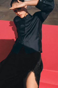 ZARA АТЛАСНАЯ РУБАШКА С ЗАСТЕЖКОЙ НА ПЕТЛИ ZW COLLECTION, МОРСКОЙ СИНИЙ
