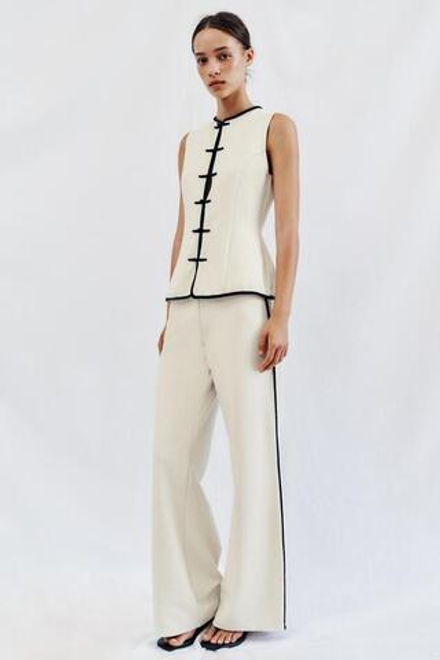 ZARA ШИРОКИЕ БРЮКИ С КАНТОМ, ЦВЕТ СЛОНОВОЙ КОСТИ