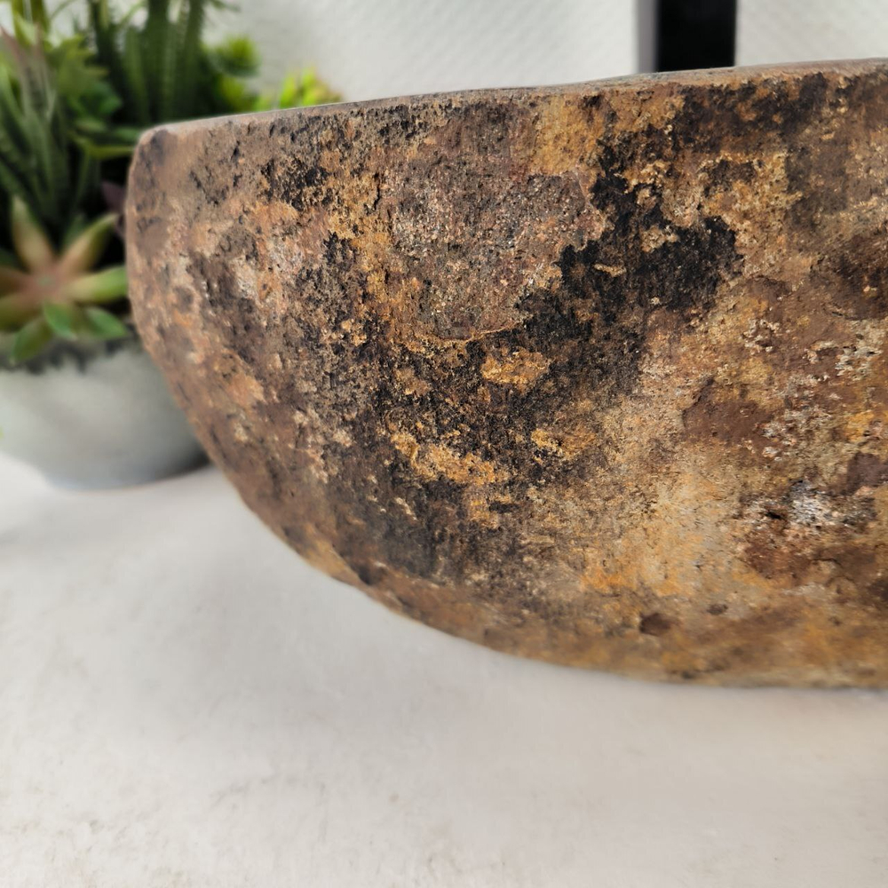Раковина из речного камня RS-65071 44*33*16 0861
