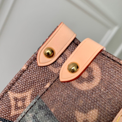 Louis Vuitton Onthego Voyage