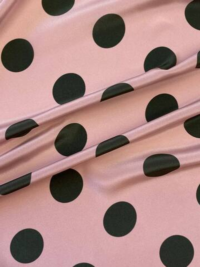 Шелк сиреневый в темно-зеленый горошек