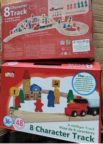 Развивающая игрушка деревянная Деревянная дорога с поездом 48 деталей, коробка C-41824