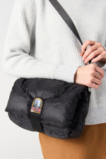 Сумка жен.  Parajumpers Hollywood Baguette Bag 541 черная