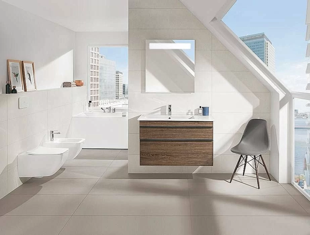 Унитаз подвесной Villeroy&Boch Venticello 4611RL01 альпийский белый, безободковый, с крышкой микролифт