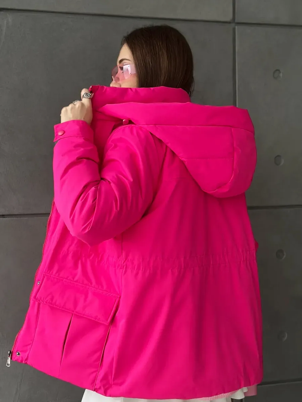 Куртка демисезонная с капюшоном