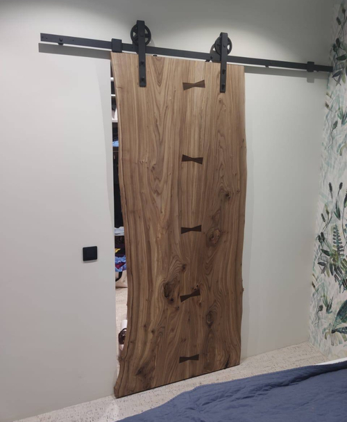 Амбарная дверь