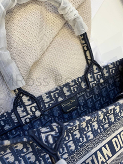 Женская сумка Dior Book Tote синего цвета большая