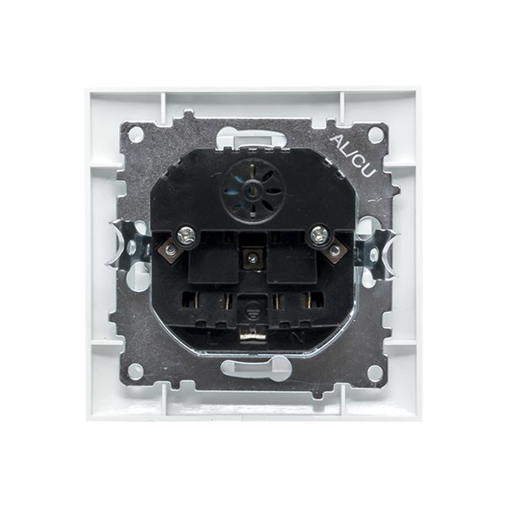 Валенсия розетка 1-местная с/з 16А белая с защ. штор. с 2 USB 2,1А EKF