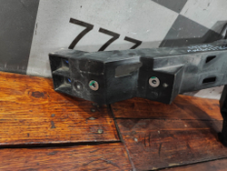 Кронштейн фары левый Москвич 3 22-нв Б/У Оригинал 2803503U3480