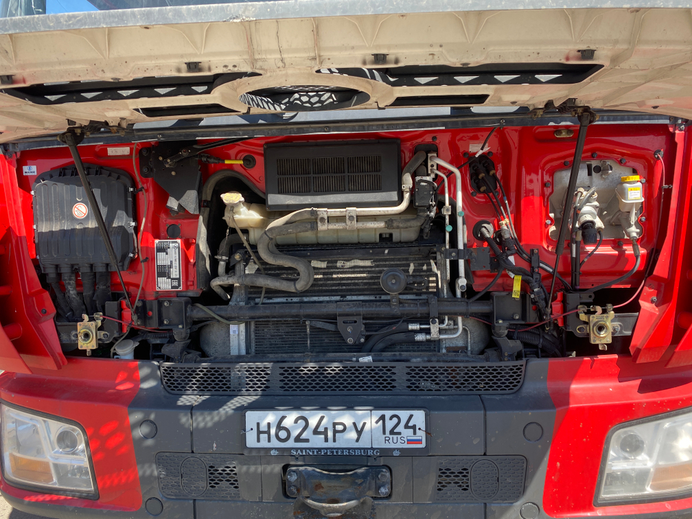 Shacman (Shaanxi) SX* 8x4 Самосвал SX33186T366 (Дизельный, 11,6 л, 369 л.с., МТ)