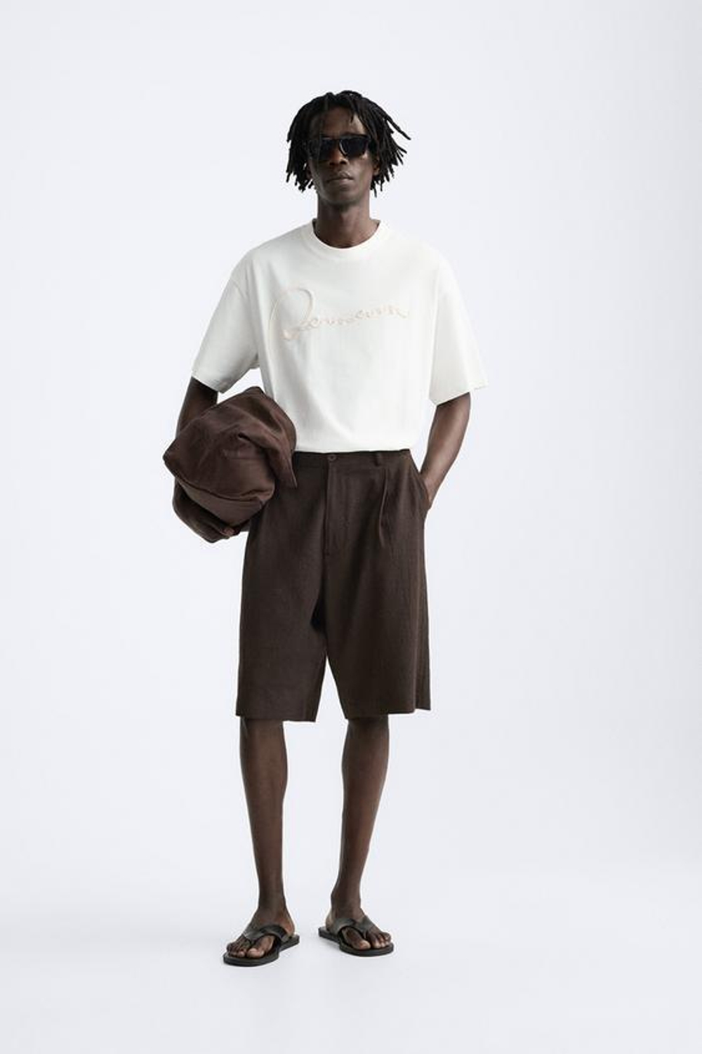 ZARA ФУТБОЛКА С ВЫШИВКОЙ, БЕЛЫЙ