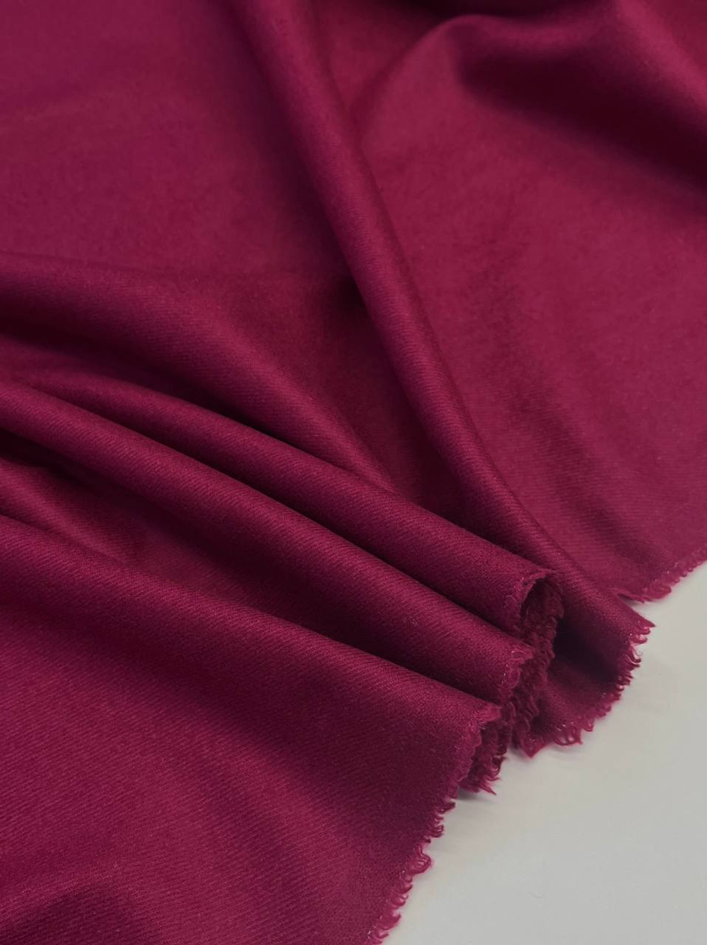 Кашемир с шелком и эластаном Loro Piana амарантовый