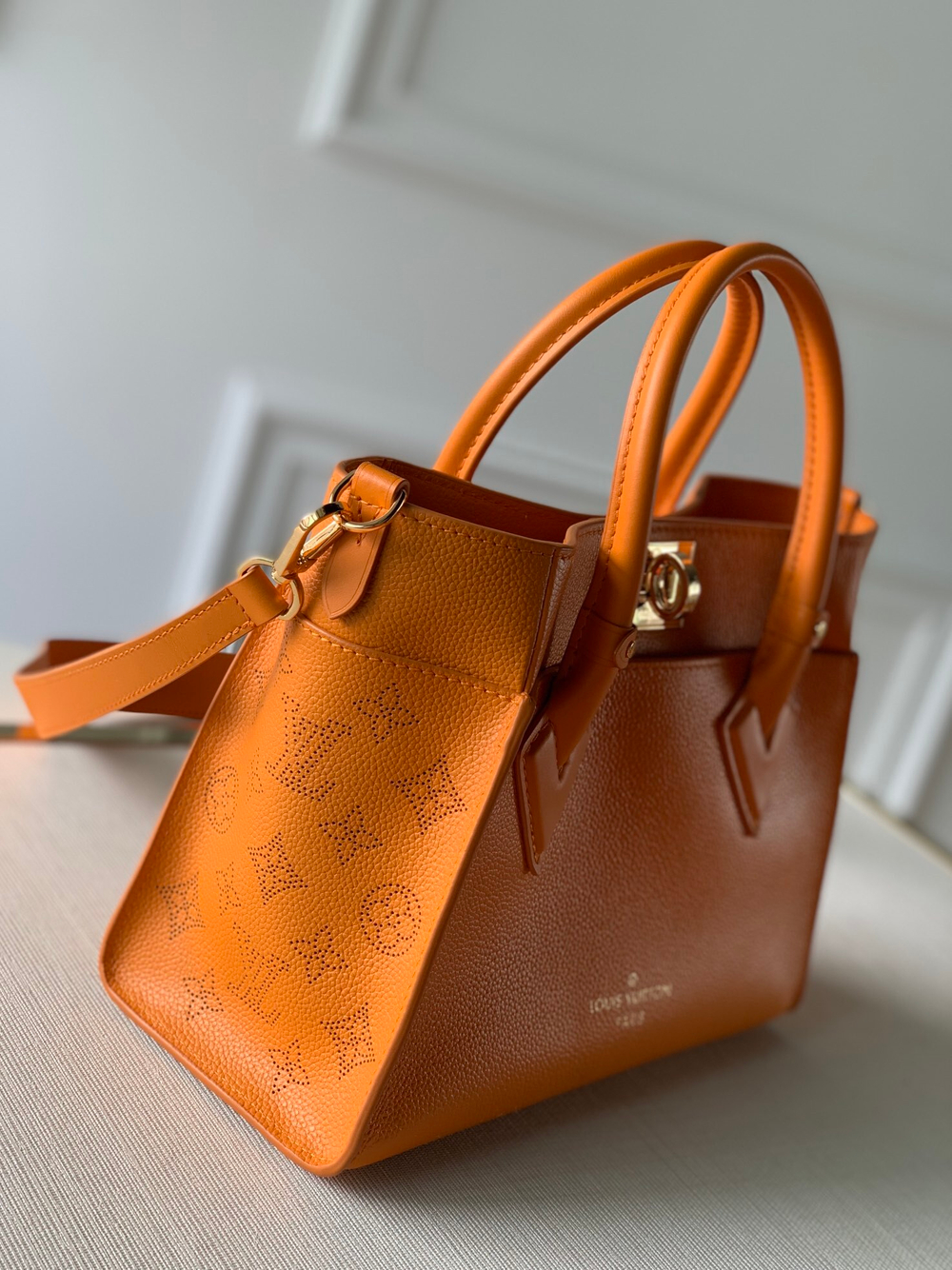 Louis Vuitton On My Side PM