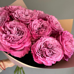 Букет из крупной малиновой розы