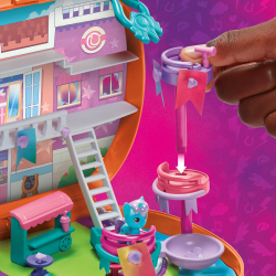 My Little Pony - Портативный набор Mini World Magic Creation Maretime Bay + фигурка Солнечного Старскаута / артикул   F3876 F5248  / GTIN 5010994109776