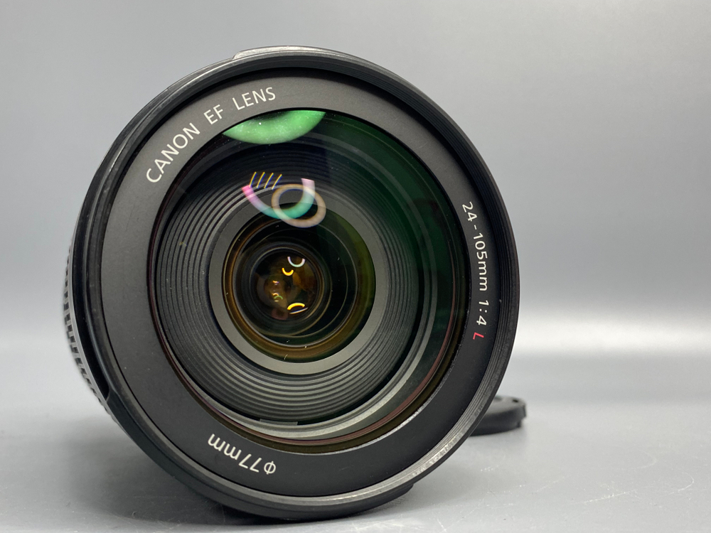 Canon EF 24-105mm f/4L IS USM царапинки на линзе