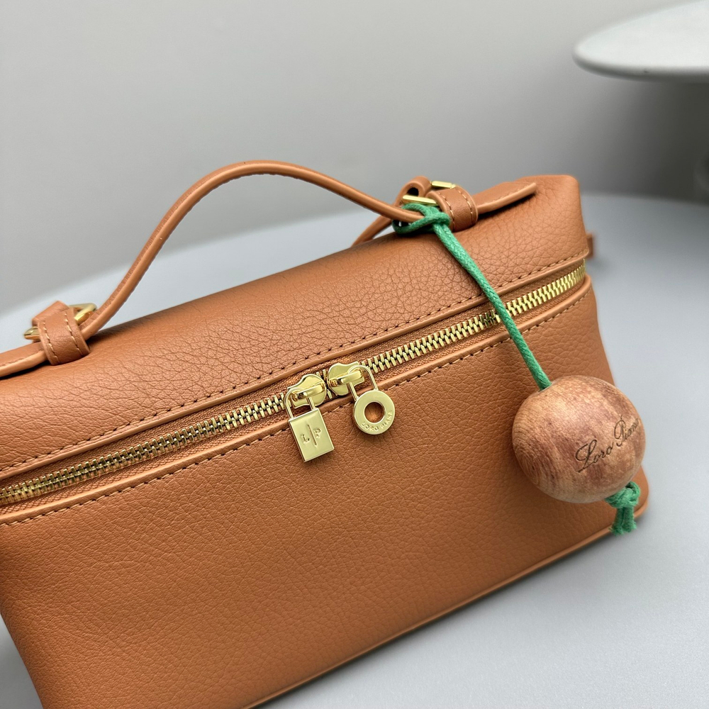 Loro Piana Extra Pocket L19
