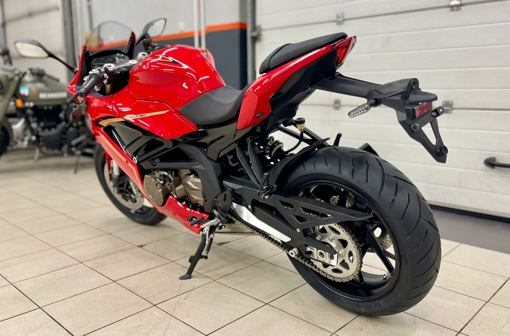 QJMOTOR SRK 600 RC (Red)