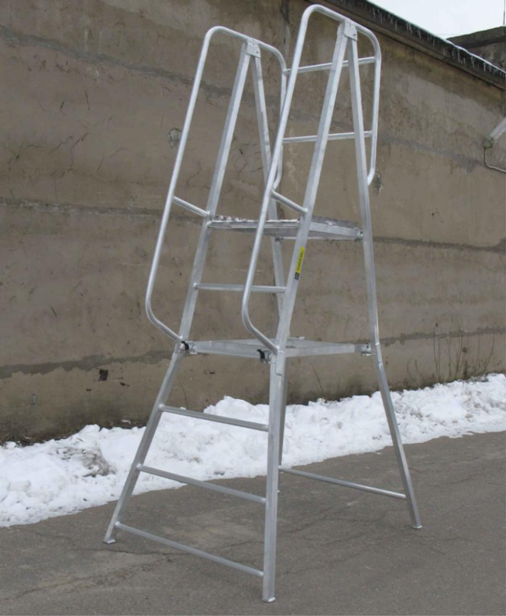 Лестница с площадкой MEGAL Л - 312 А (Н=1600)