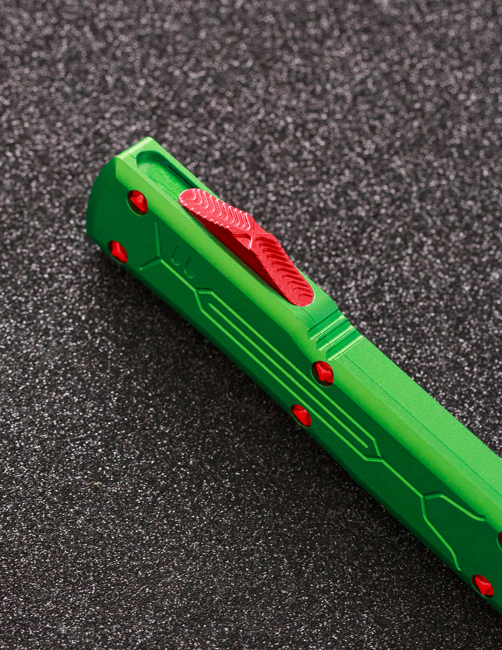 Автоматический складной нож Ultratech Bounty Hunter T/E VG10 123-10BHT (светло-зеленый)